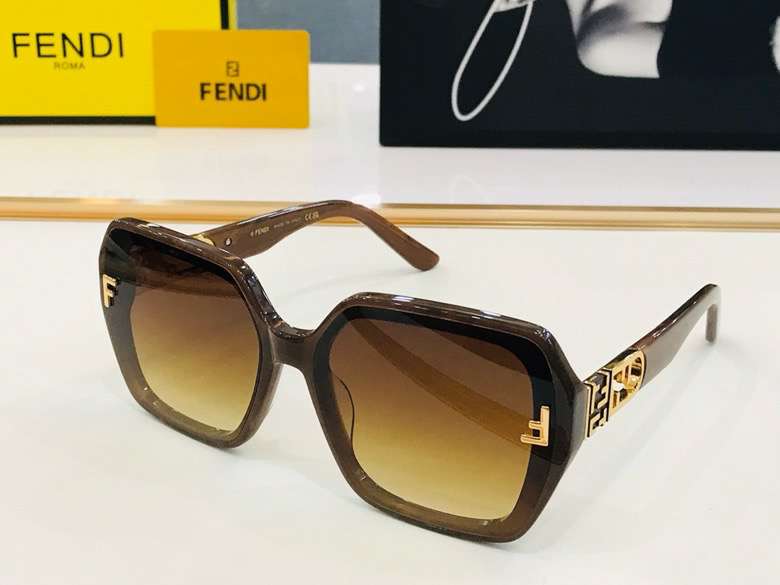 Picture of Fendi Sunglasses _SKUfw55117593fw